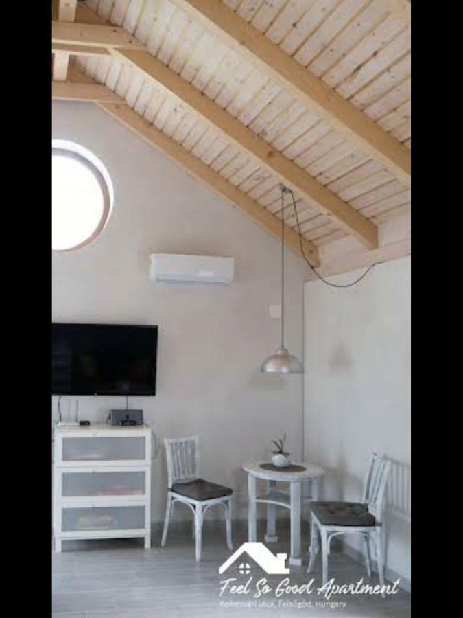'Feel So Good' Apartment Göd Εξωτερικό φωτογραφία
