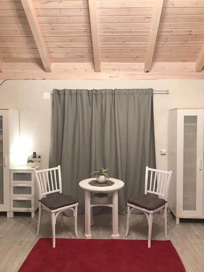 'Feel So Good' Apartment Göd Εξωτερικό φωτογραφία
